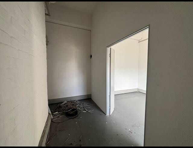 1,024M² OFFICE TO LET IN BELLVILLE SOUTH